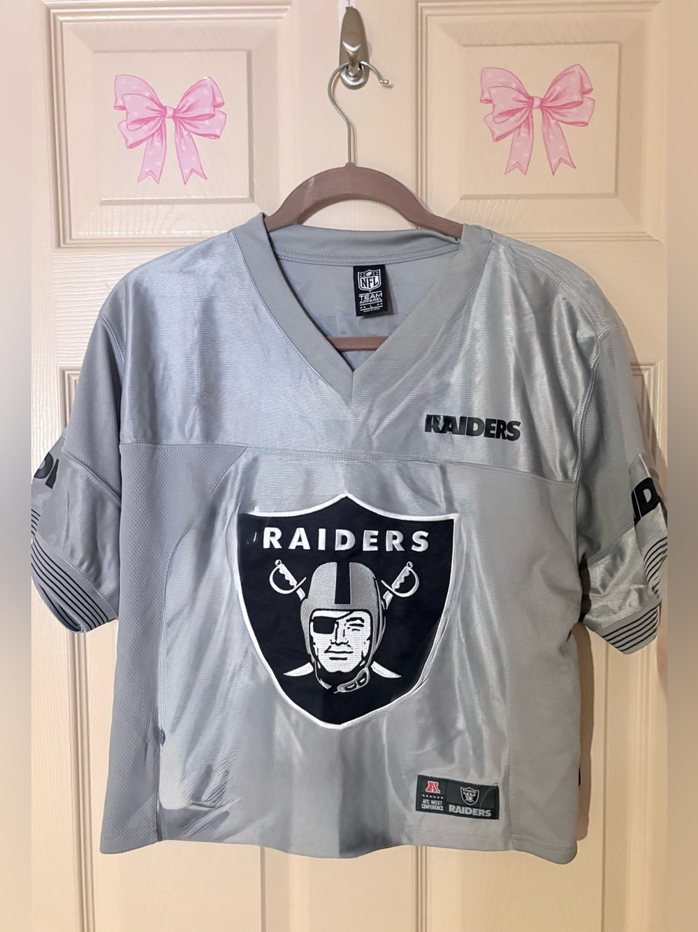 Las Vegas Raiders Cropped Jersey Women’s L Big Logo NFL Team Apparel New w/ Tags